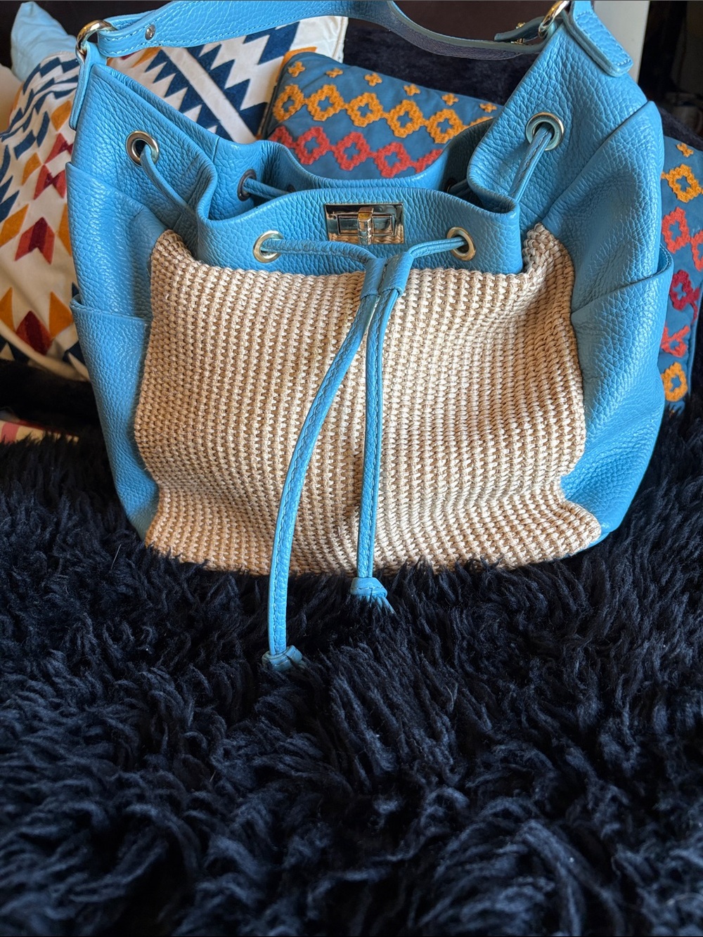Unica Firenze Woven Cream and Blue Drawstring Shoulder Bag